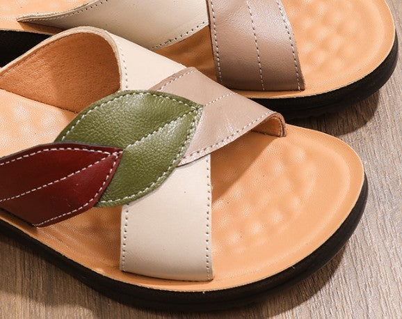 Sandales multicolores à brides croisées