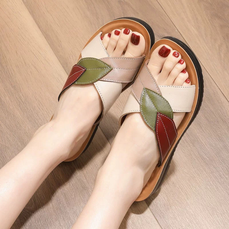 Sandales multicolores à brides croisées