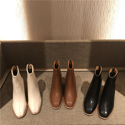 bottines à talon carré bout carré mi-hauteur chic