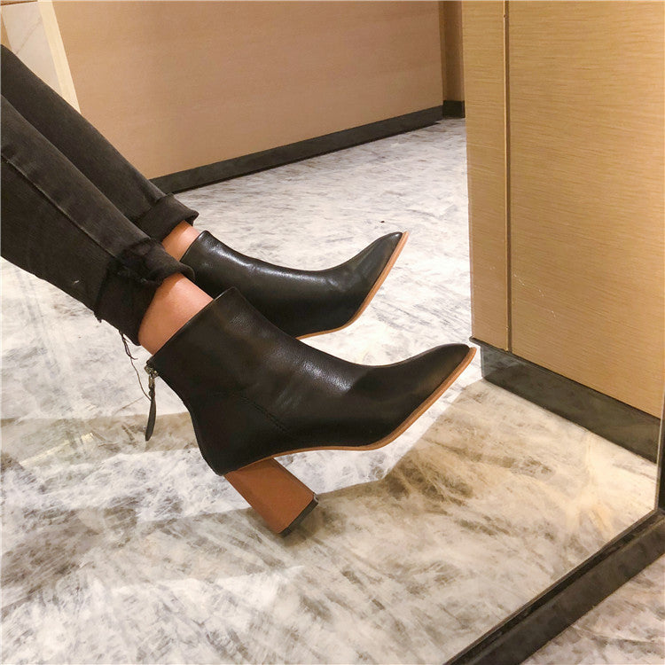 bottines à talon carré bout carré mi-hauteur chic
