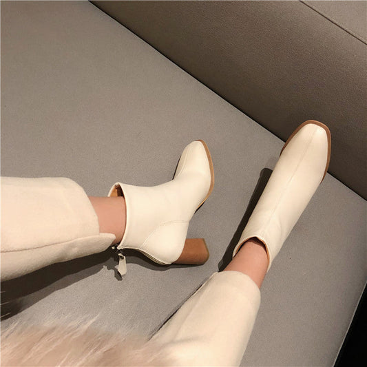 bottines à talon carré bout carré mi-hauteur chic