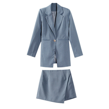 ensemble féminin avec jupe portefeuille