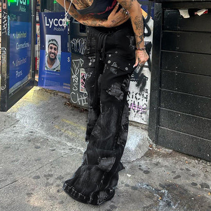 Jean Droit Noir avec Détail Couture et Poches