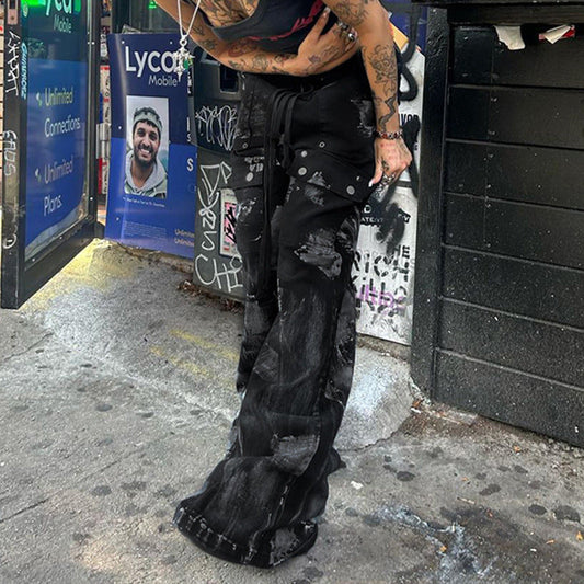 Jean Droit Noir avec Détail Couture et Poches