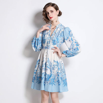 Robe courte imprimée à manches bouffantes