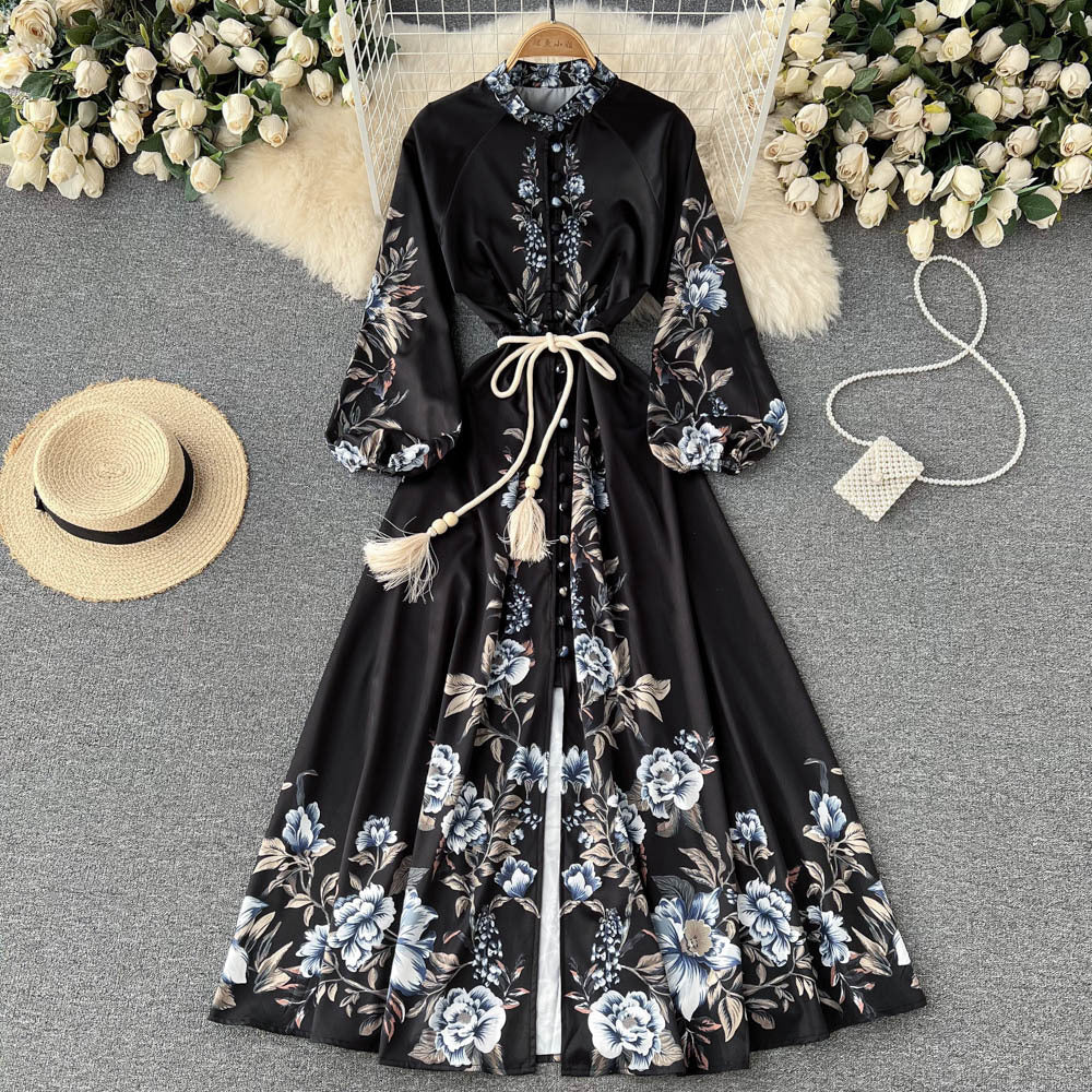 Robe longue imprimée style rétro ceinturée