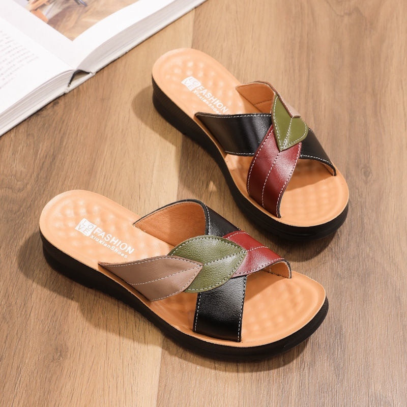 Sandales multicolores à brides croisées