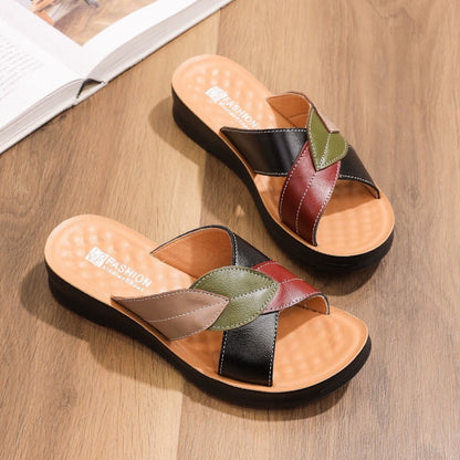 Sandales multicolores à brides croisées