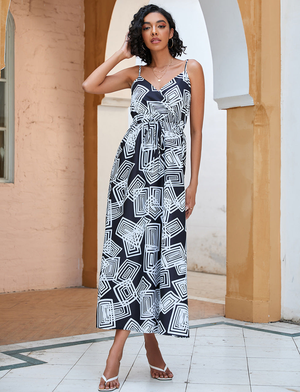 Robe longue imprimée à fines bretelles
