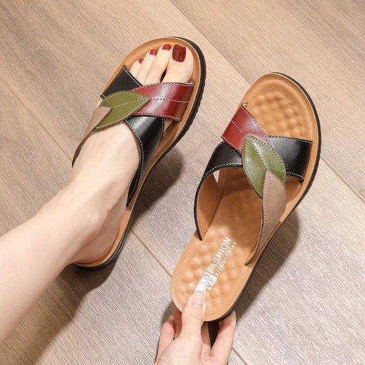 Sandales multicolores à brides croisées