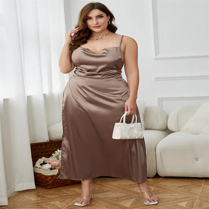 Robe longue fluide à fines bretelles