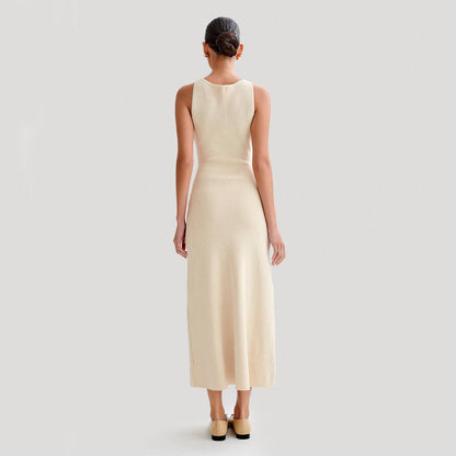 Robe Longue Sans Manches Élégante
