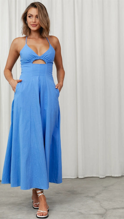 Robe longue évasée à découpe frontale