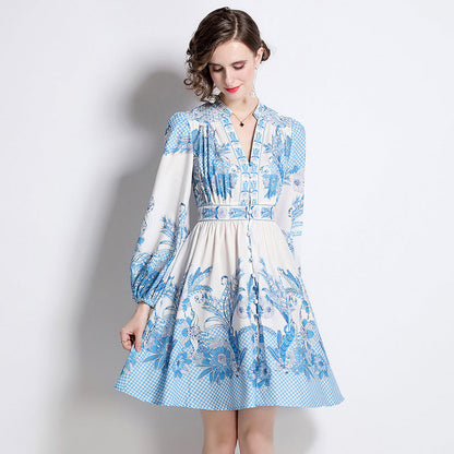 Robe courte imprimée à manches bouffantes